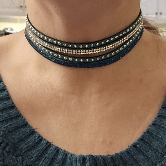 Sparkly snap closure wrap bracelet - Picture 8 of 9